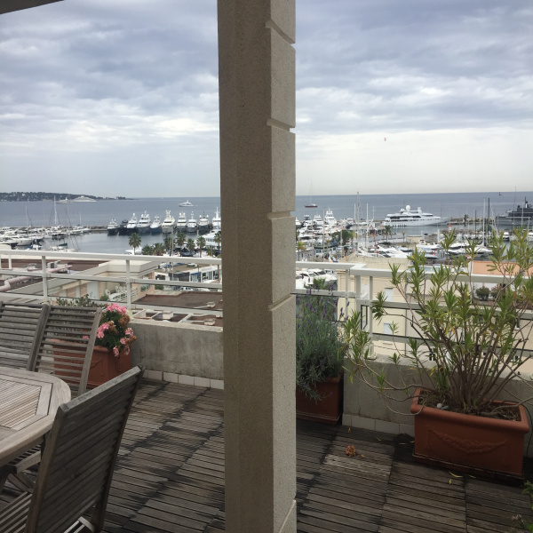 Location de vacances Duplex Golfe Juan 06220